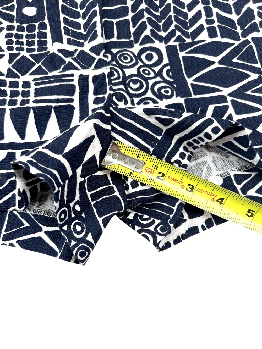 J. Crew Chino Shorts Size 4 Navy White Aztec Tribal Geometric Stretch Cotton - Picture 5 of 9